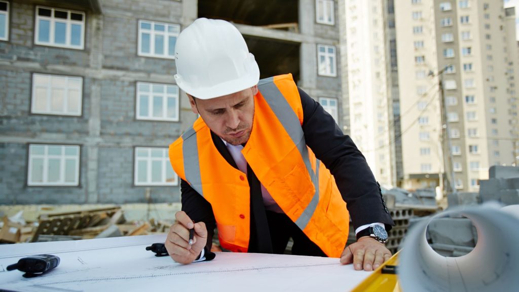 The Construction Salary Premium Is Moving Toward Rare, Hard-to-Replace Expertise